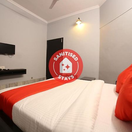 Oyo 16536 Hotel Vasko Dźajpur Zewnętrze zdjęcie