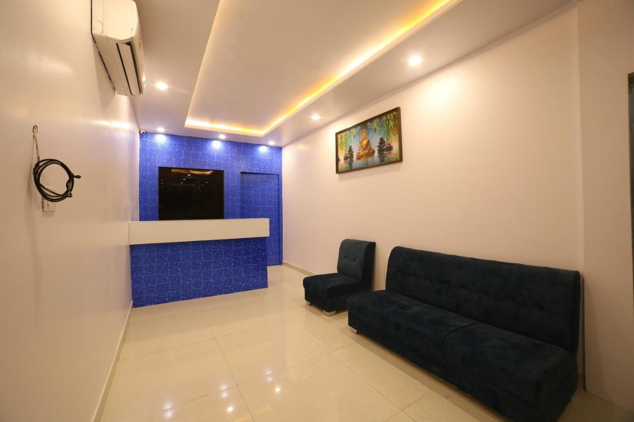 Oyo 16536 Hotel Vasko Dźajpur Zewnętrze zdjęcie