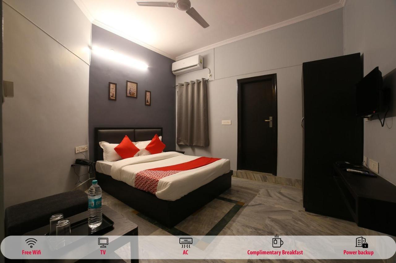 Oyo 16536 Hotel Vasko Dźajpur Zewnętrze zdjęcie